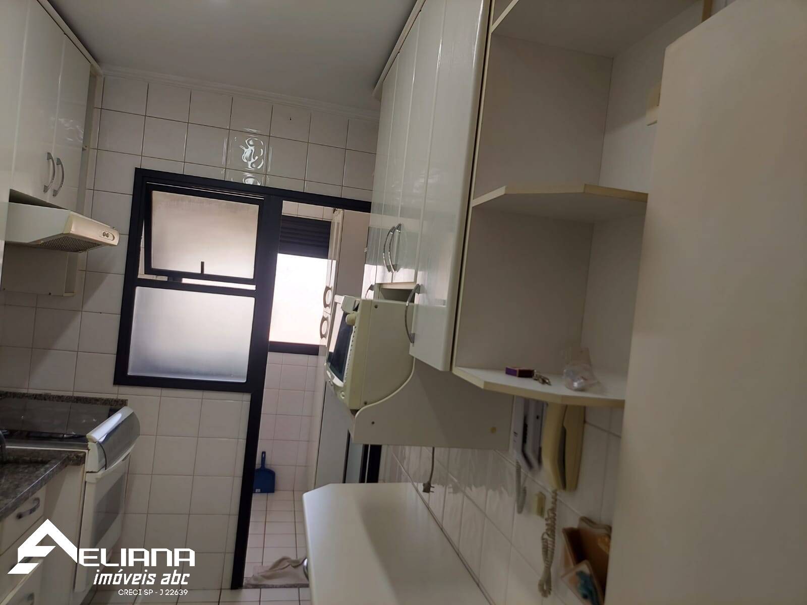 Apartamento à venda com 2 quartos, 62m² - Foto 8
