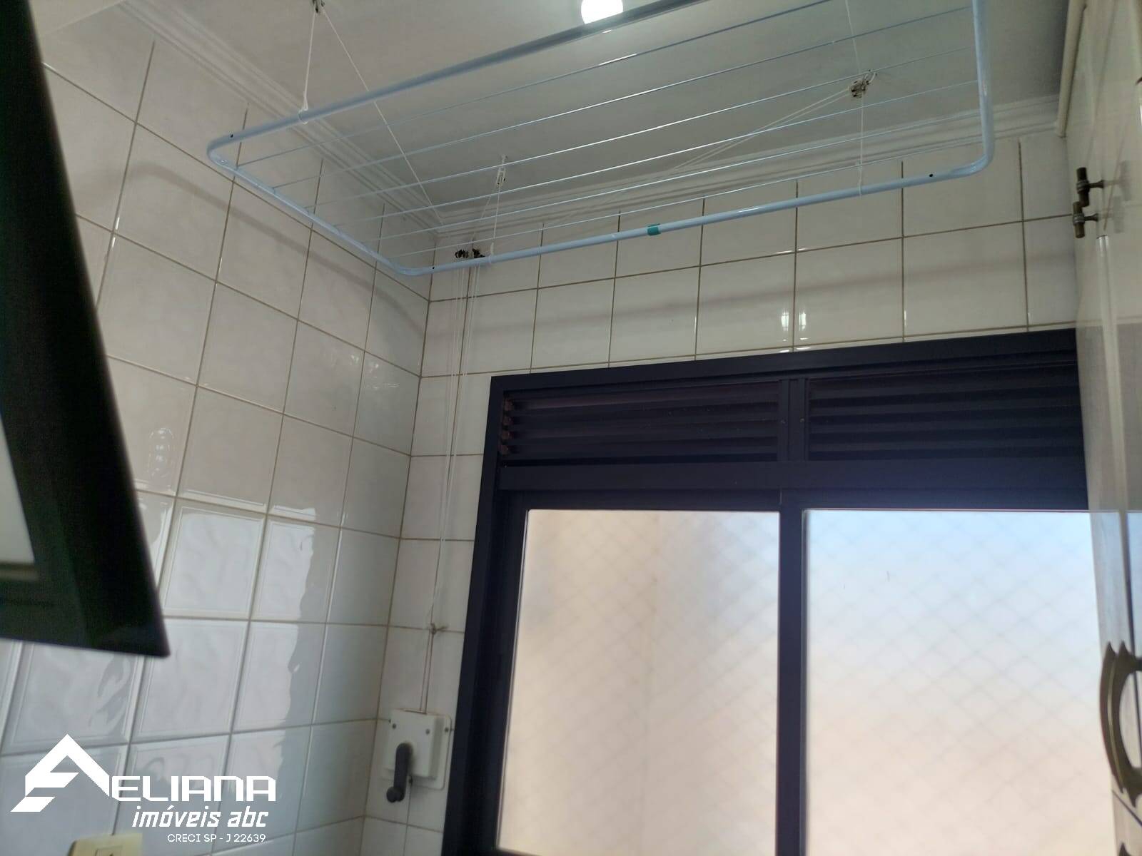 Apartamento à venda com 2 quartos, 62m² - Foto 12
