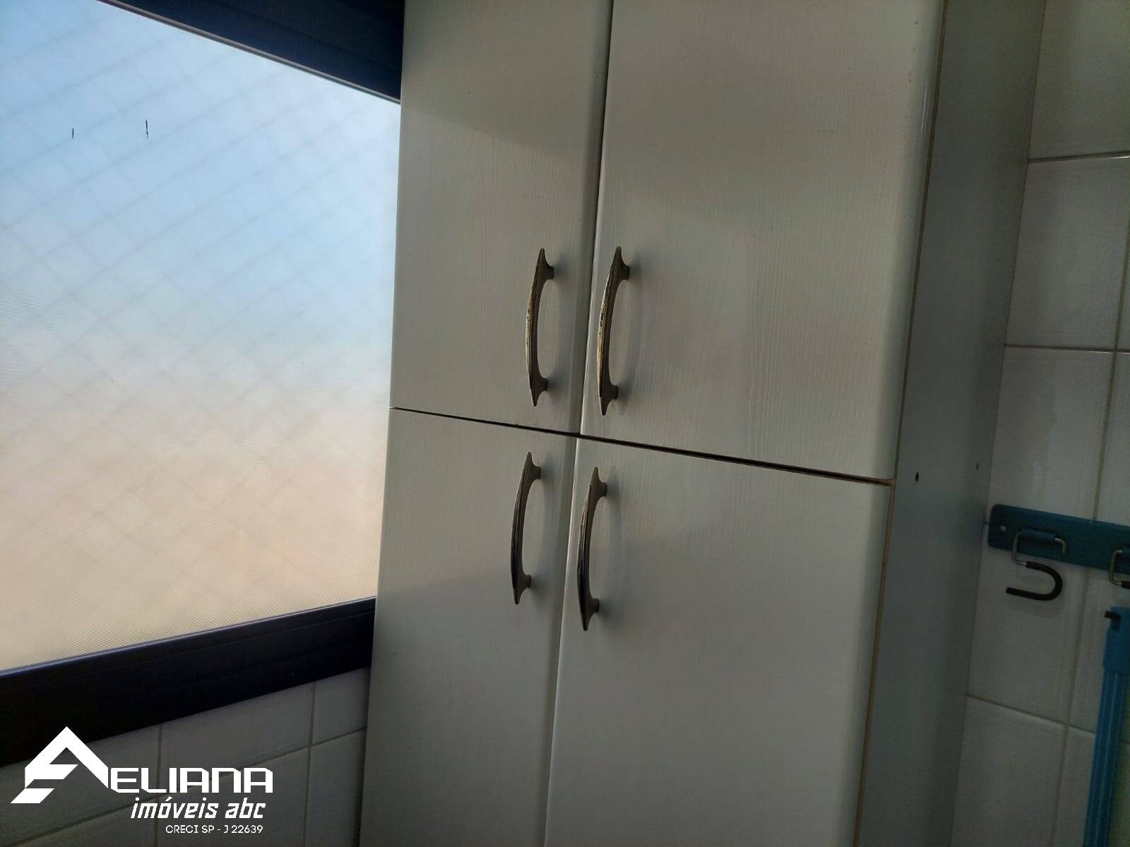 Apartamento à venda com 2 quartos, 62m² - Foto 13