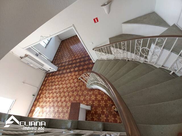 Sobrado para alugar com 6 quartos, 350m² - Foto 9