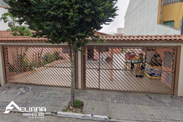 Casa à venda com 4 quartos, 174m² - Foto 1