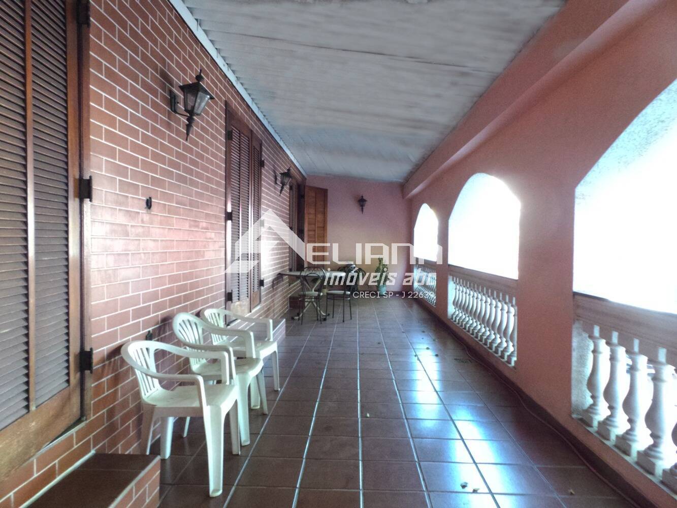 Sobrado, 3 quartos, 366 m² - Foto 1