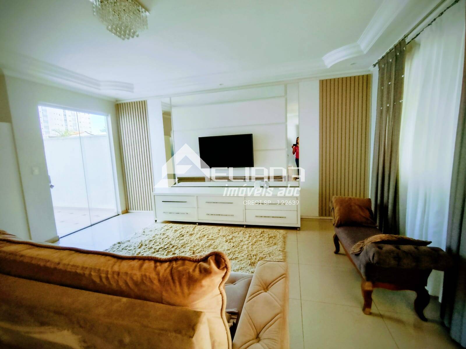 Sobrado, 3 quartos, 208 m² - Foto 1