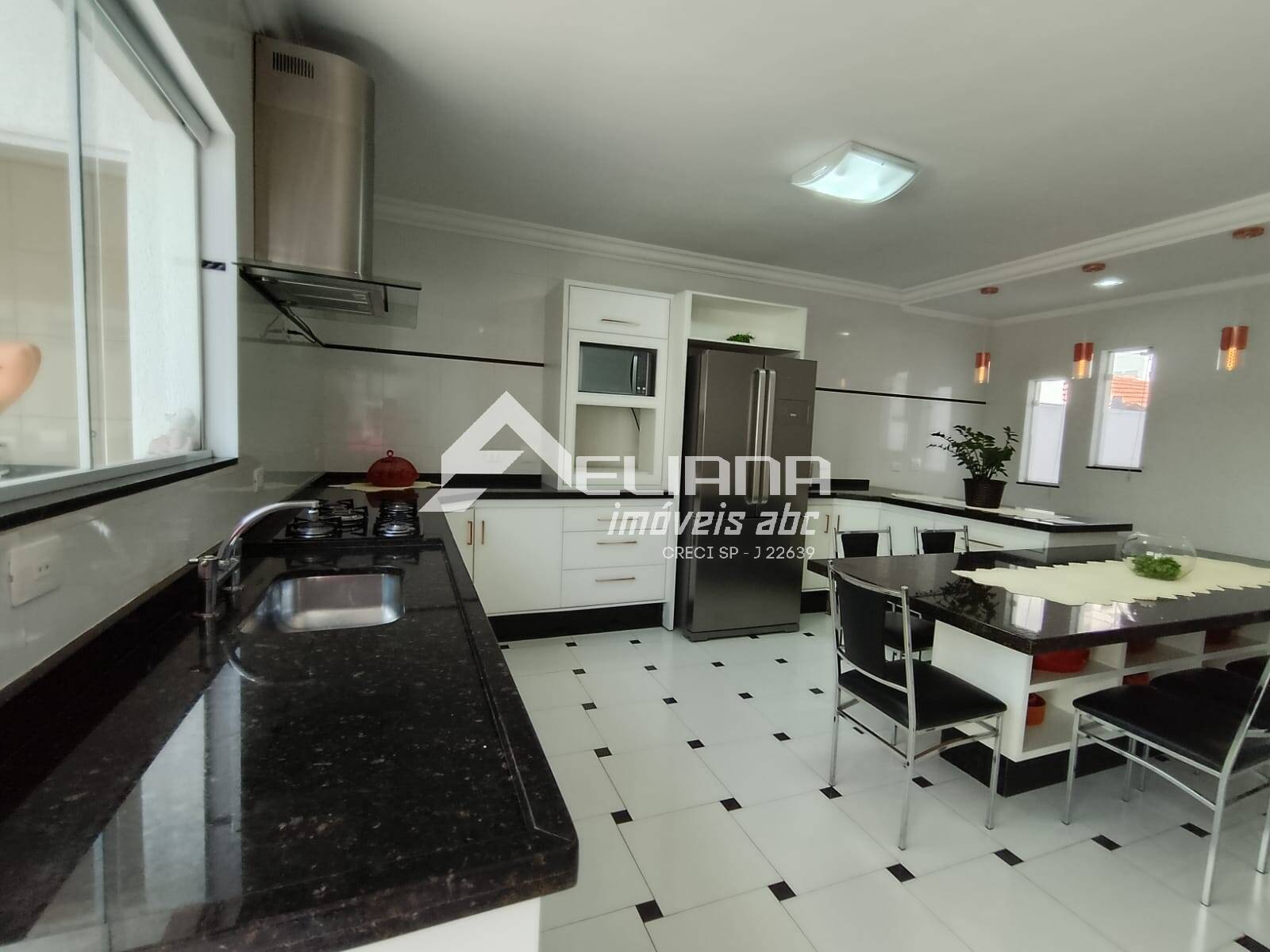 Sobrado, 3 quartos, 208 m² - Foto 6