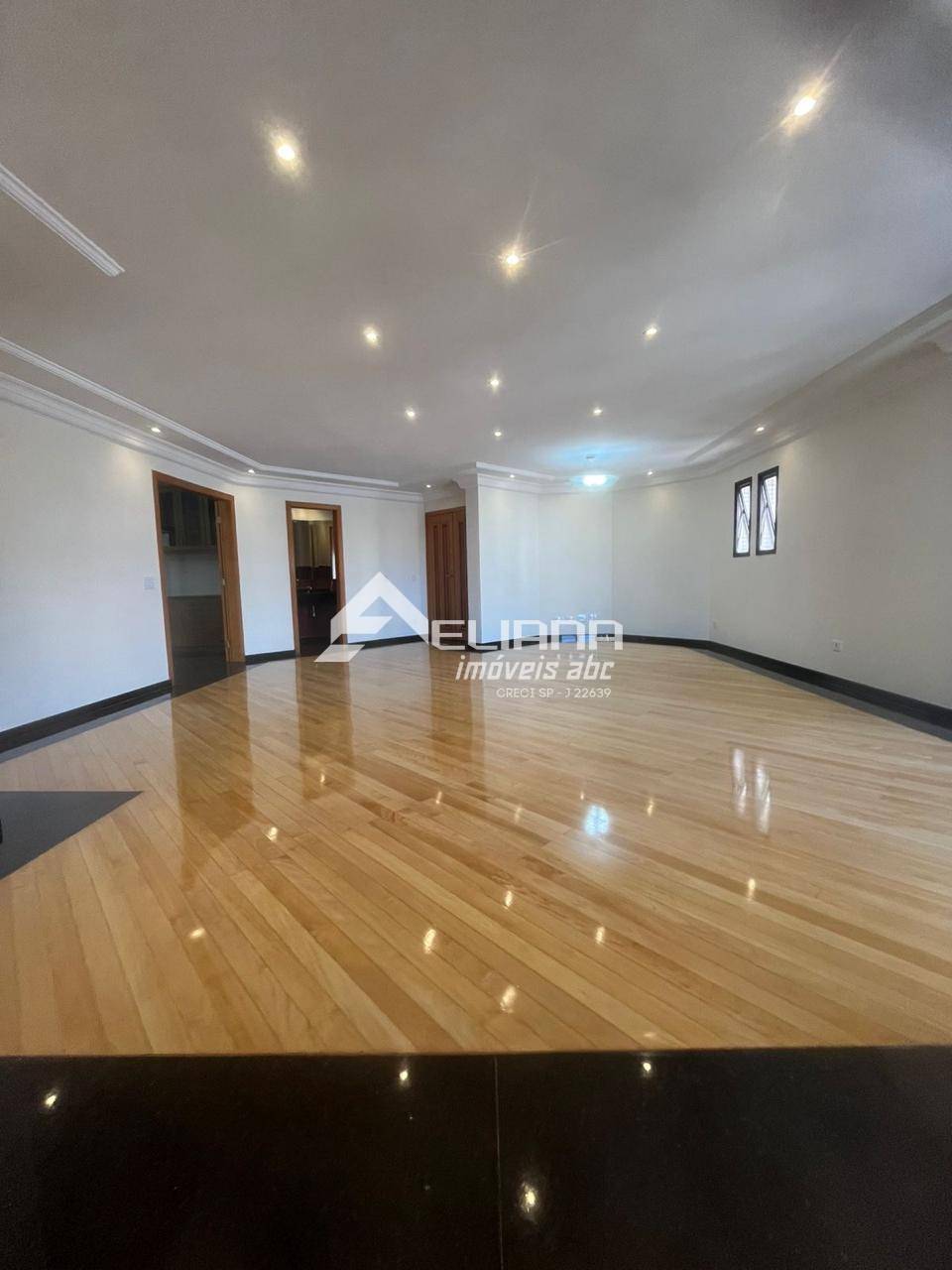 Apartamento, 3 quartos, 207 m² - Foto 1