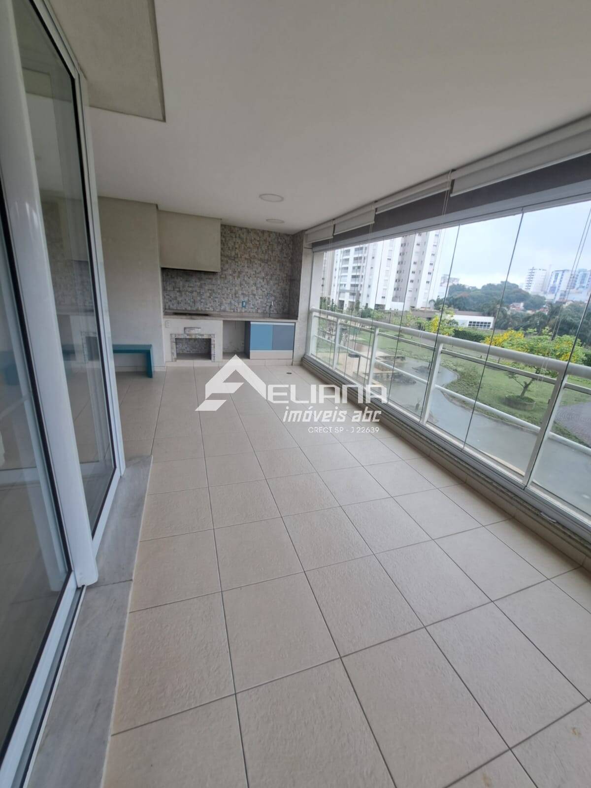 Apartamento, 3 quartos, 186 m² - Foto 1