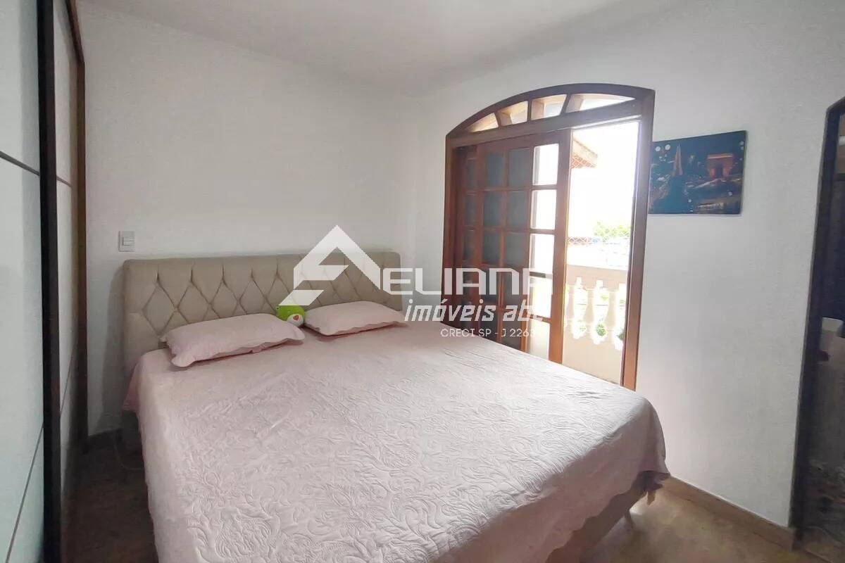 Sobrado, 4 quartos, 240 m² - Foto 8