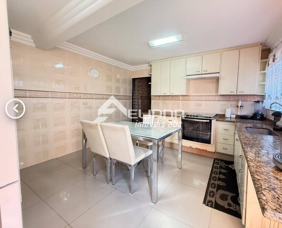 Sobrado, 3 quartos, 270 m² - Foto 17