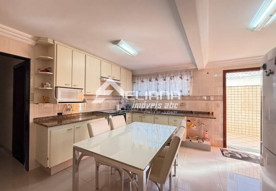 Sobrado, 3 quartos, 270 m² - Foto 16