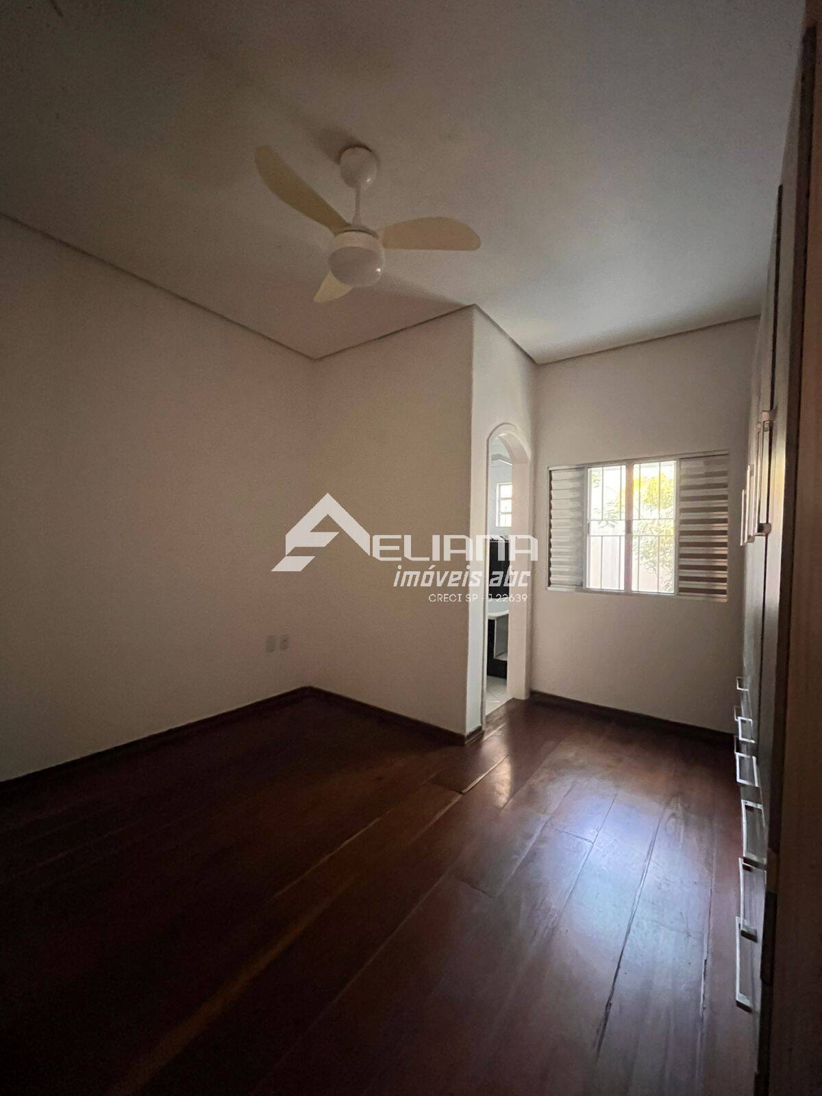 Casa, 4 quartos, 250 m² - Foto 18