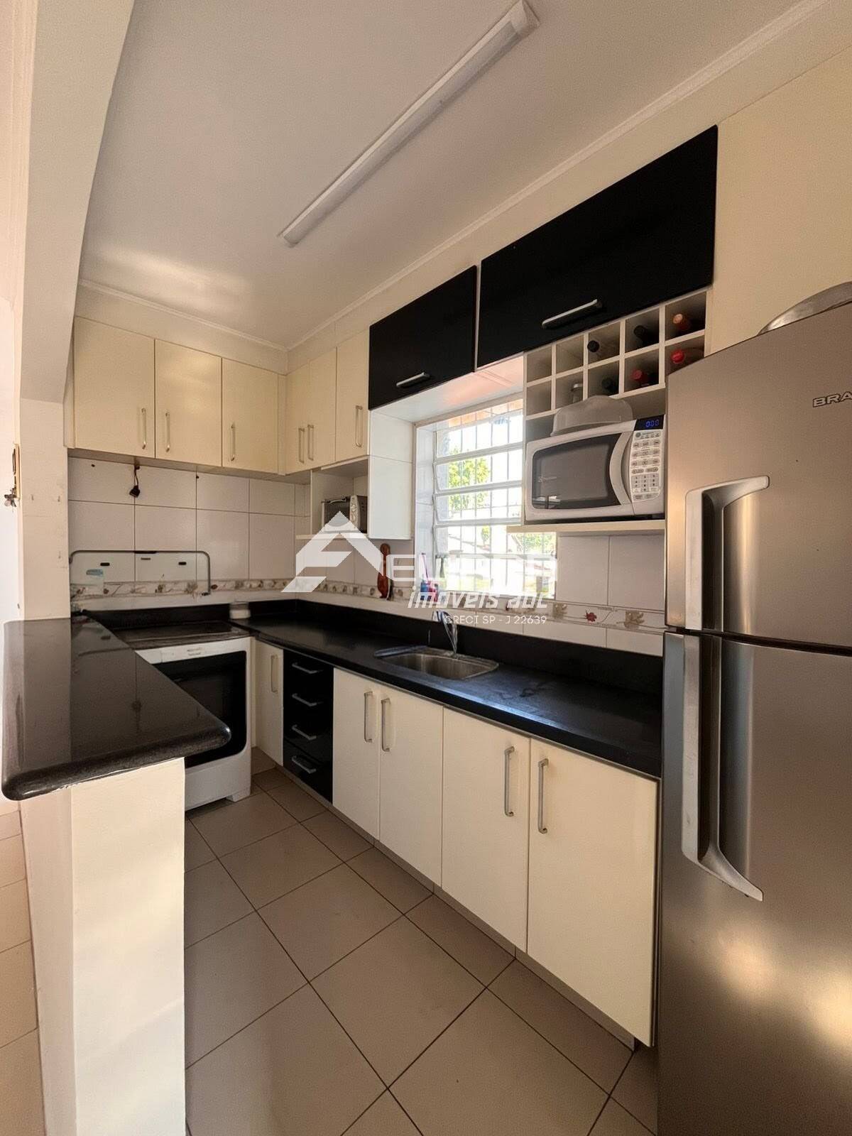 Casa, 4 quartos, 250 m² - Foto 4