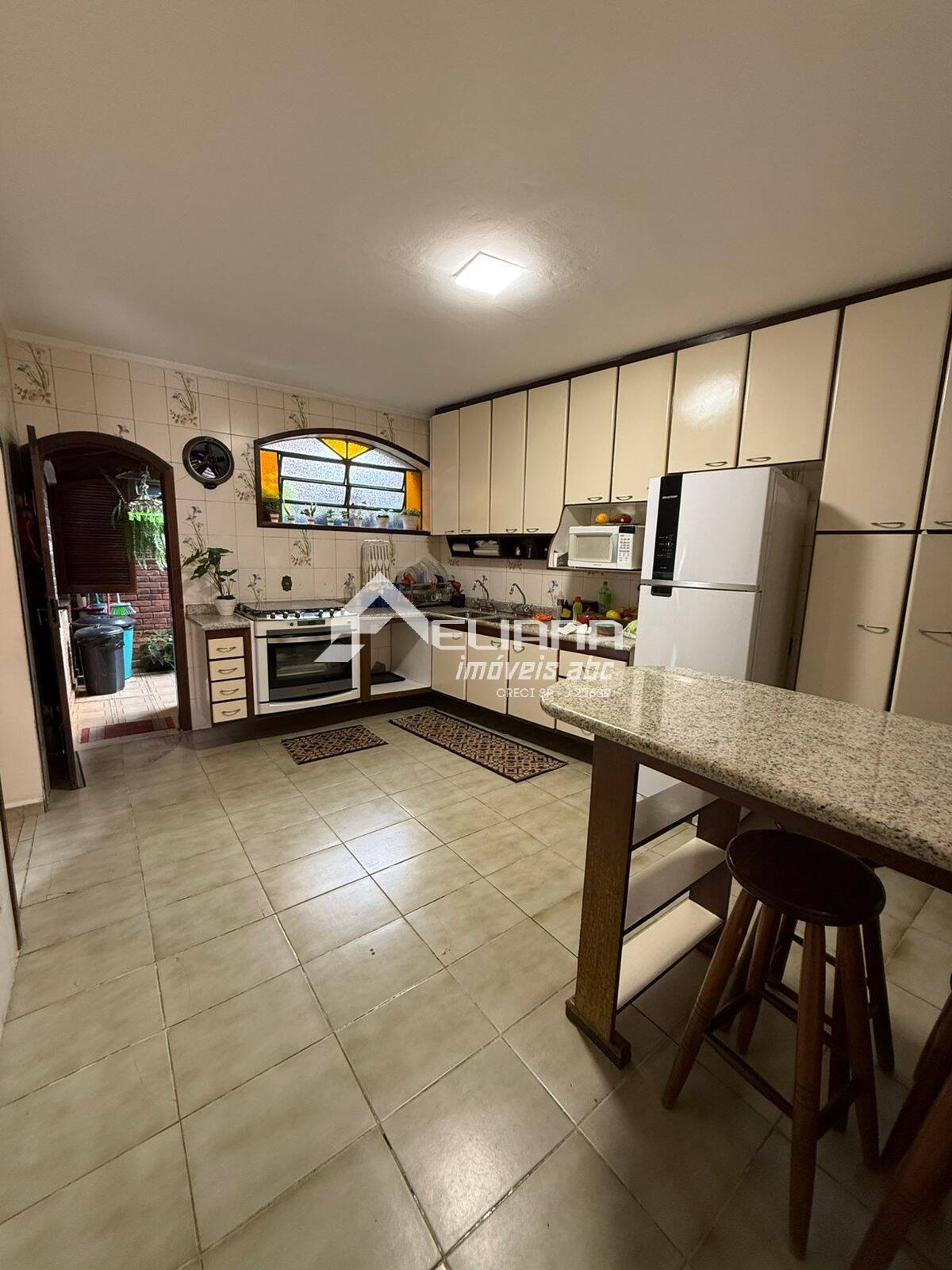 Sobrado, 3 quartos, 198 m² - Foto 1