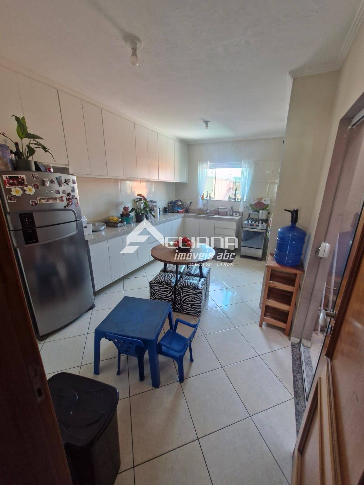 Casa, 3 quartos, 190 m² - Foto 2