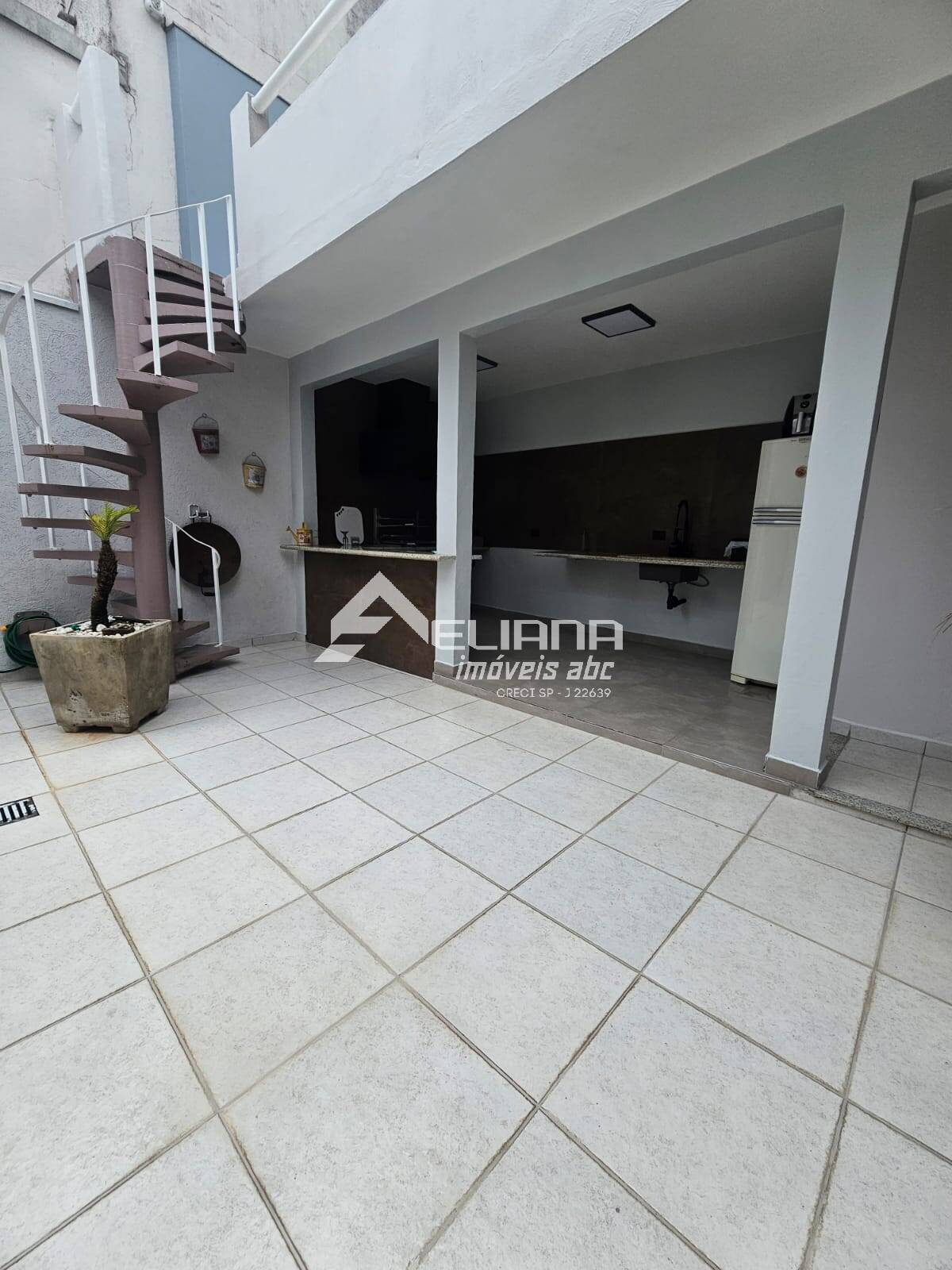 Sobrado, 3 quartos, 346 m² - Foto 2
