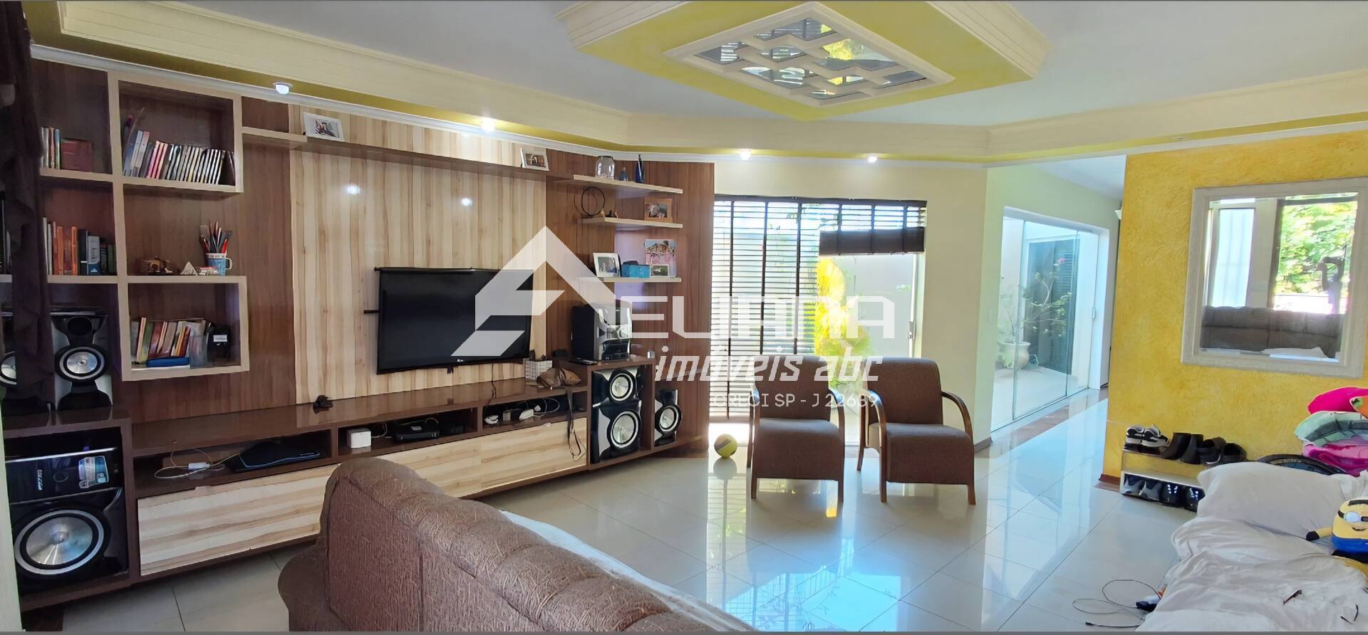 Sobrado, 3 quartos, 250 m² - Foto 1