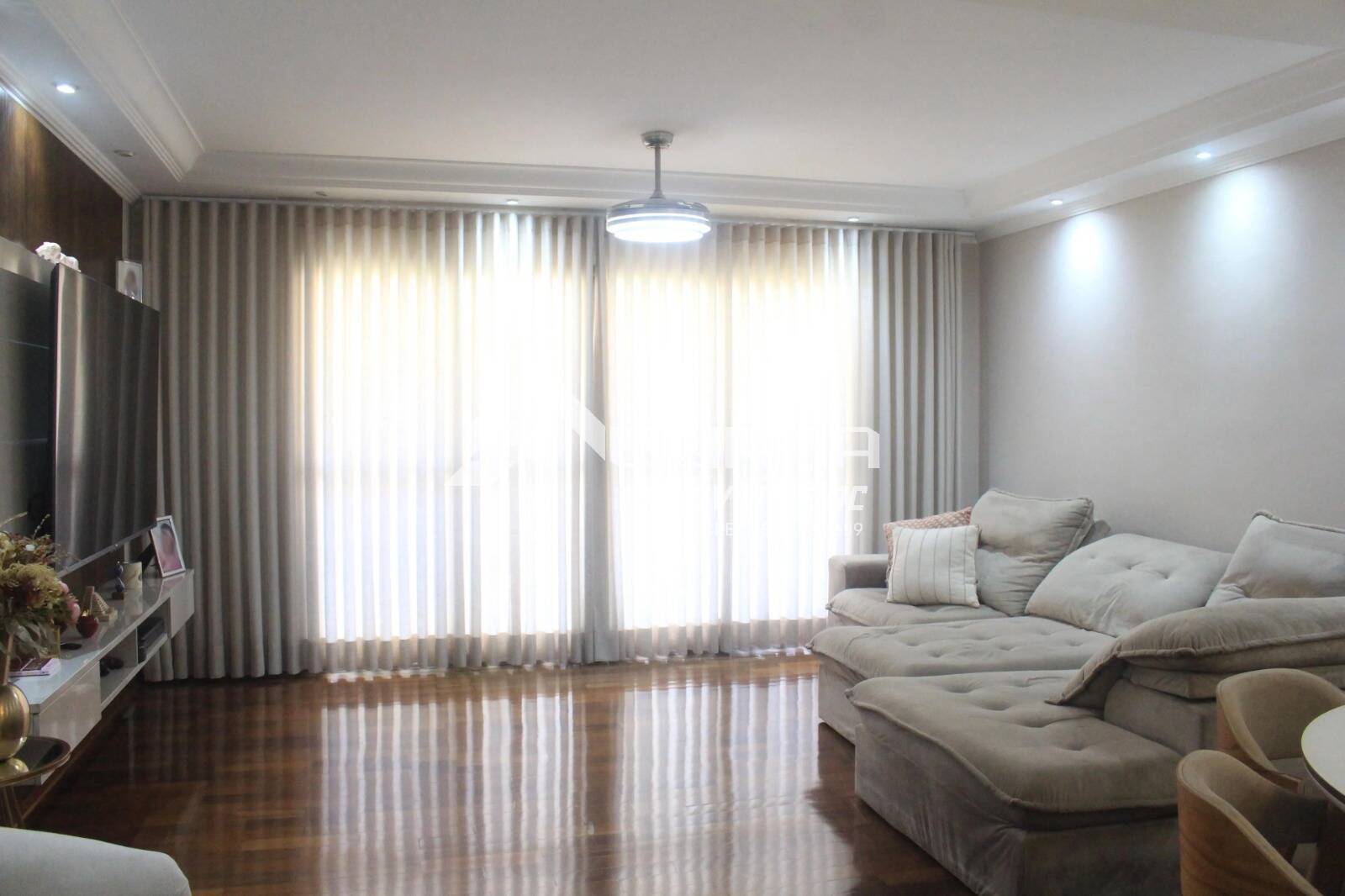 Apartamento, 4 quartos, 175 m² - Foto 1
