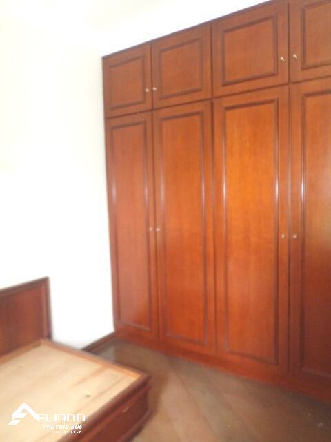 Apartamento para alugar com 4 quartos, 254m² - Foto 11