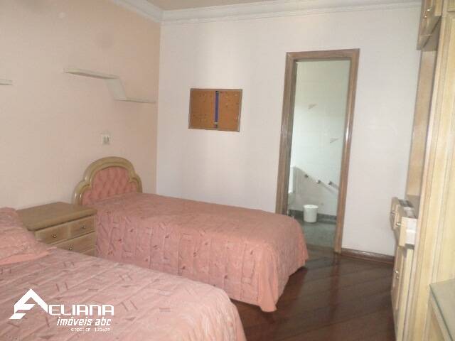 Apartamento para alugar com 4 quartos, 254m² - Foto 15