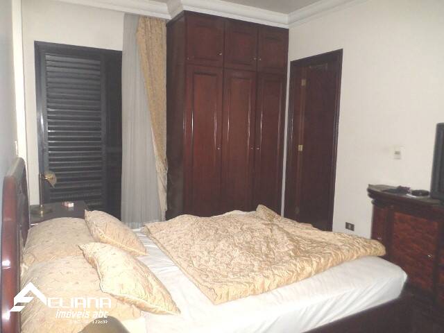 Apartamento para alugar com 4 quartos, 254m² - Foto 20