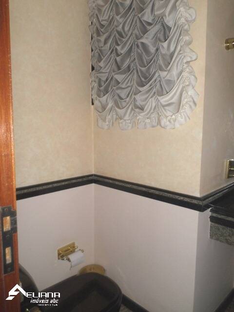 Apartamento para alugar com 4 quartos, 254m² - Foto 22