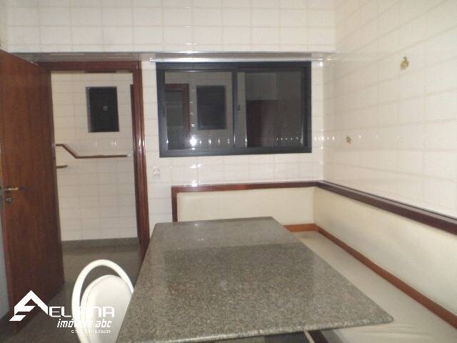 Apartamento para alugar com 4 quartos, 254m² - Foto 26