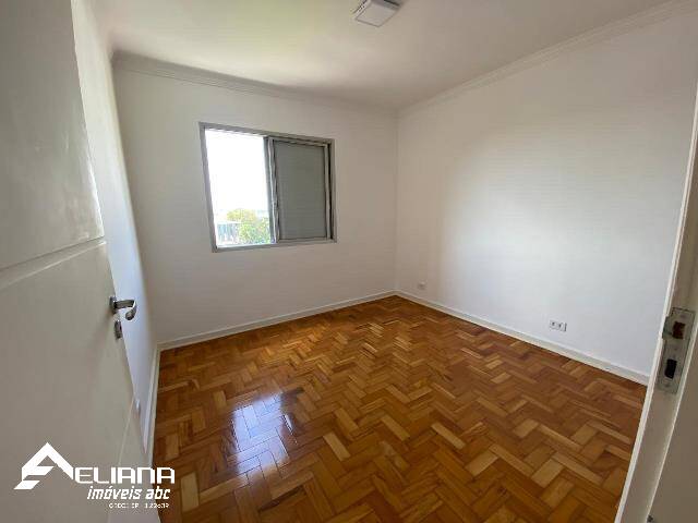 Apartamento para alugar com 2 quartos, 80m² - Foto 4