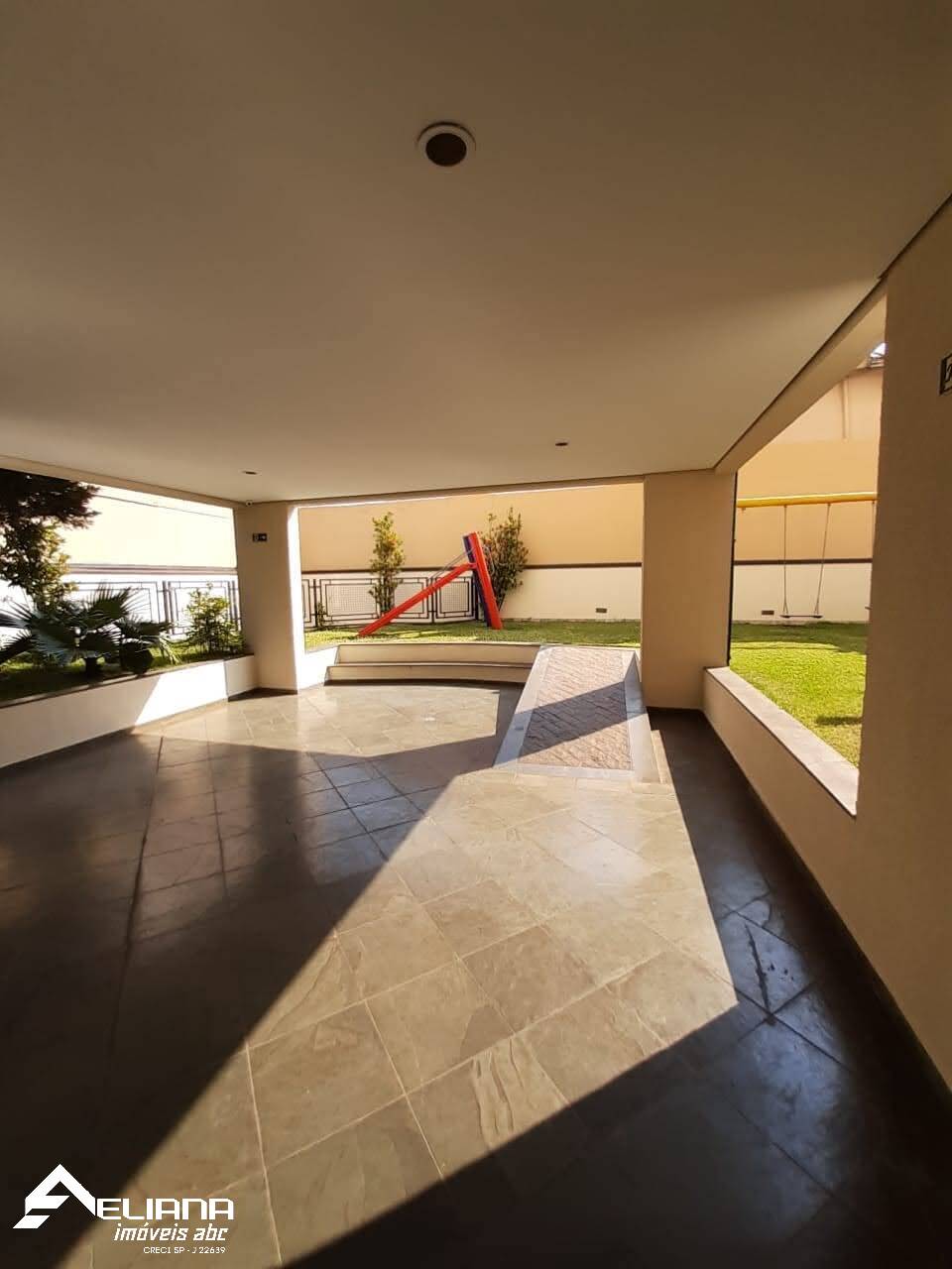 Apartamento para alugar com 2 quartos, 80m² - Foto 37