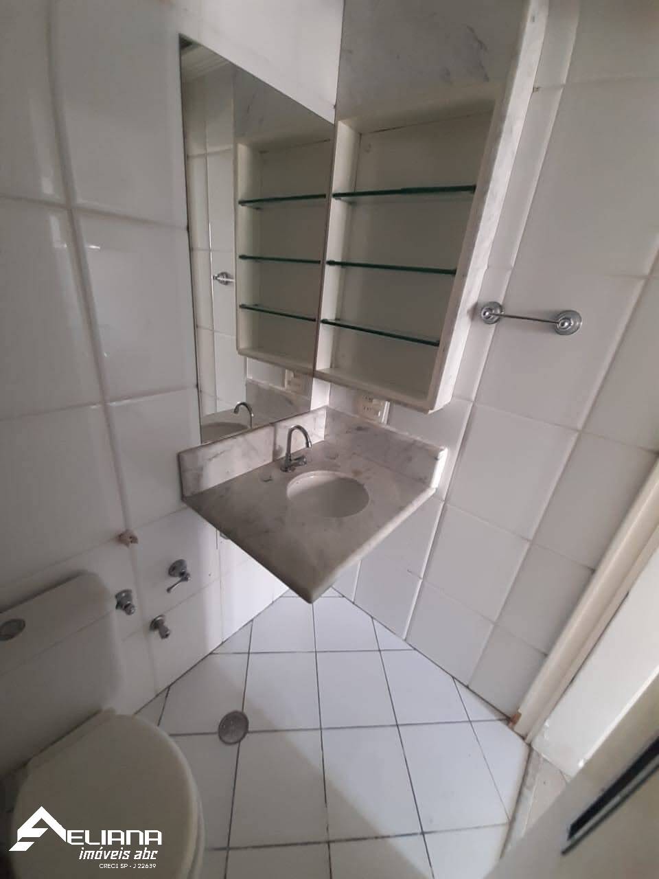 Apartamento para alugar com 2 quartos, 80m² - Foto 25