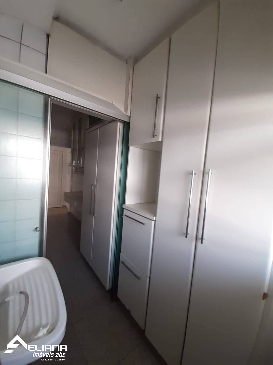 Apartamento para alugar com 2 quartos, 80m² - Foto 17