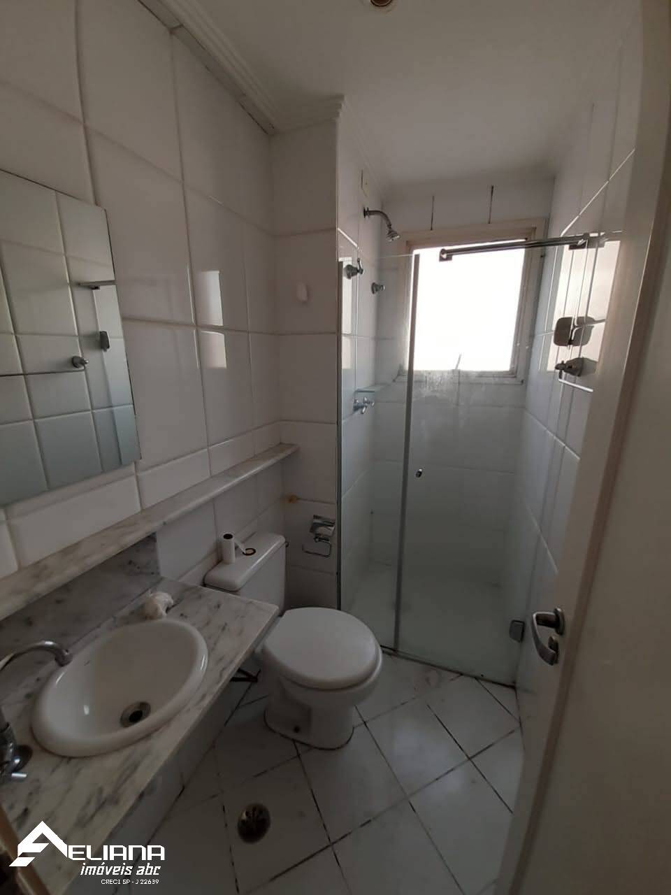 Apartamento para alugar com 2 quartos, 80m² - Foto 15