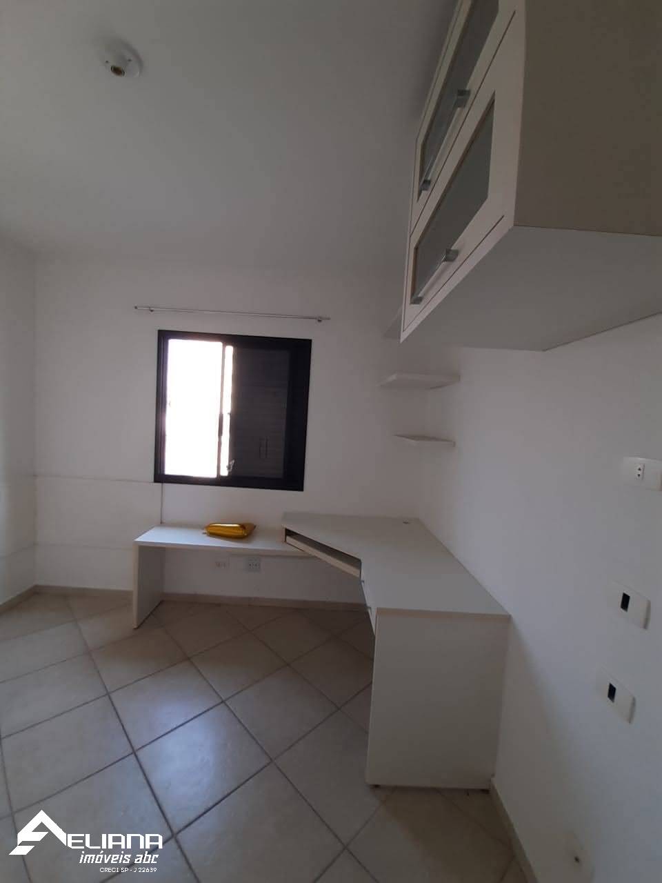 Apartamento para alugar com 2 quartos, 80m² - Foto 14