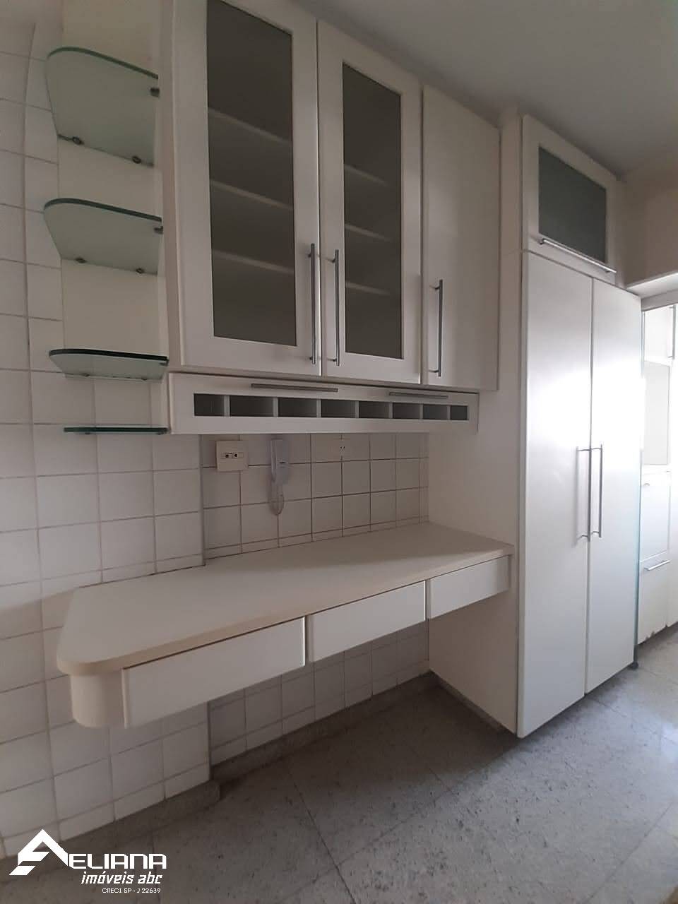 Apartamento para alugar com 2 quartos, 80m² - Foto 8
