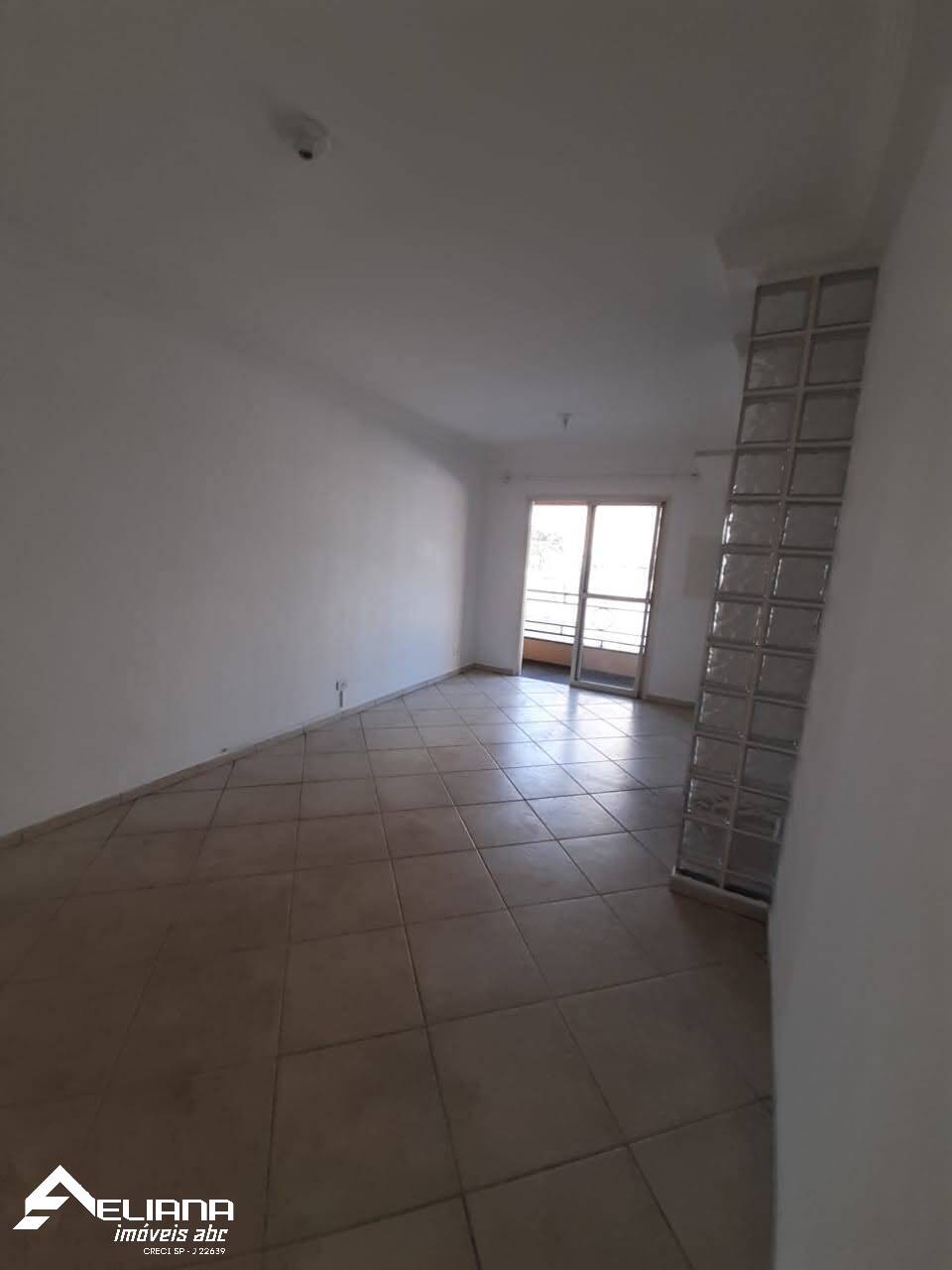 Apartamento para alugar com 2 quartos, 80m² - Foto 4