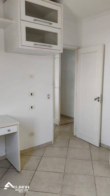 Apartamento para alugar com 2 quartos, 80m² - Foto 29