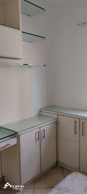 Apartamento para alugar com 2 quartos, 80m² - Foto 32