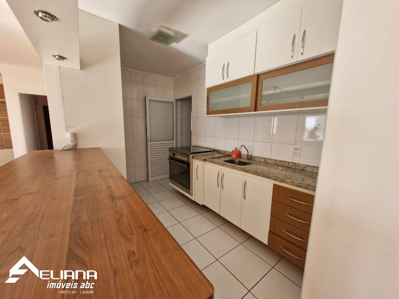 Apartamento para alugar com 3 quartos, 125m² - Foto 19