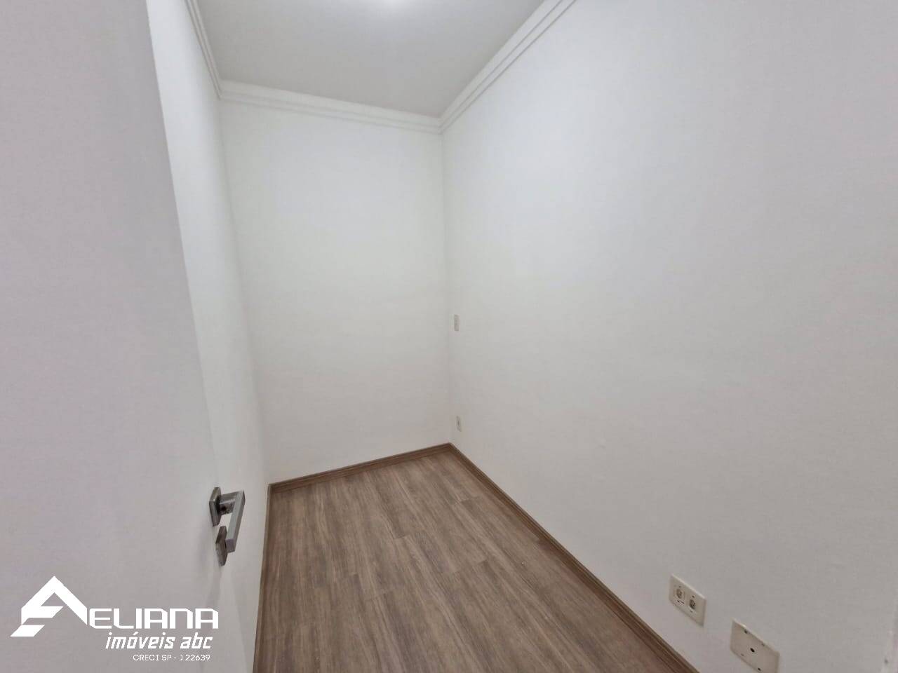 Apartamento para alugar com 3 quartos, 125m² - Foto 24