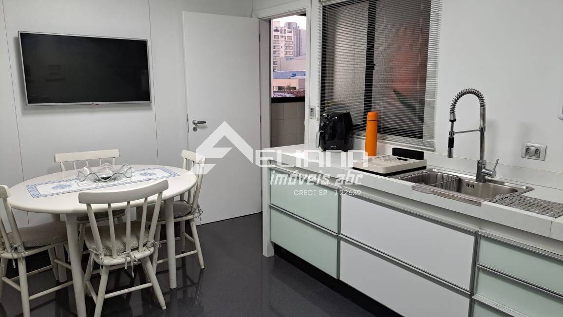 Cobertura, 3 quartos, 252 m² - Foto 13